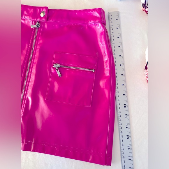 Bubble Gum Pink Vinyl Zipper Mini Skirt Size Small - Picture 6 of 8